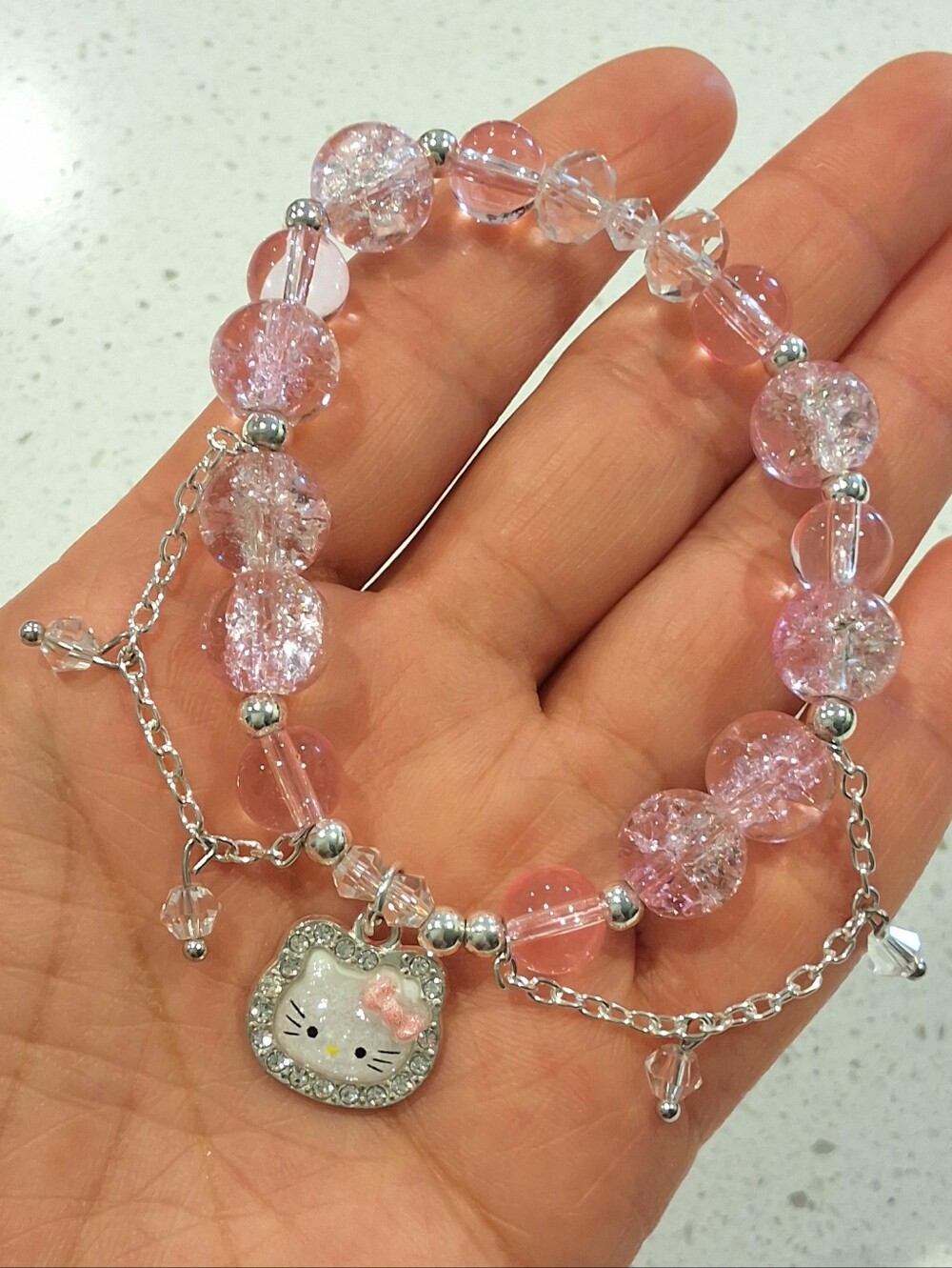Beautiful Hello Kitty Pink Beaded Charm Bracelet Sparkly Cute Jewelry, NEW